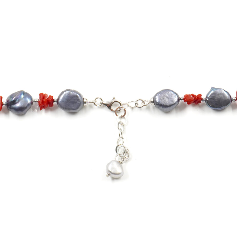 Collana con perla, corallo, ematite, chiusura in argento 925 – Rodiato - immagine 4