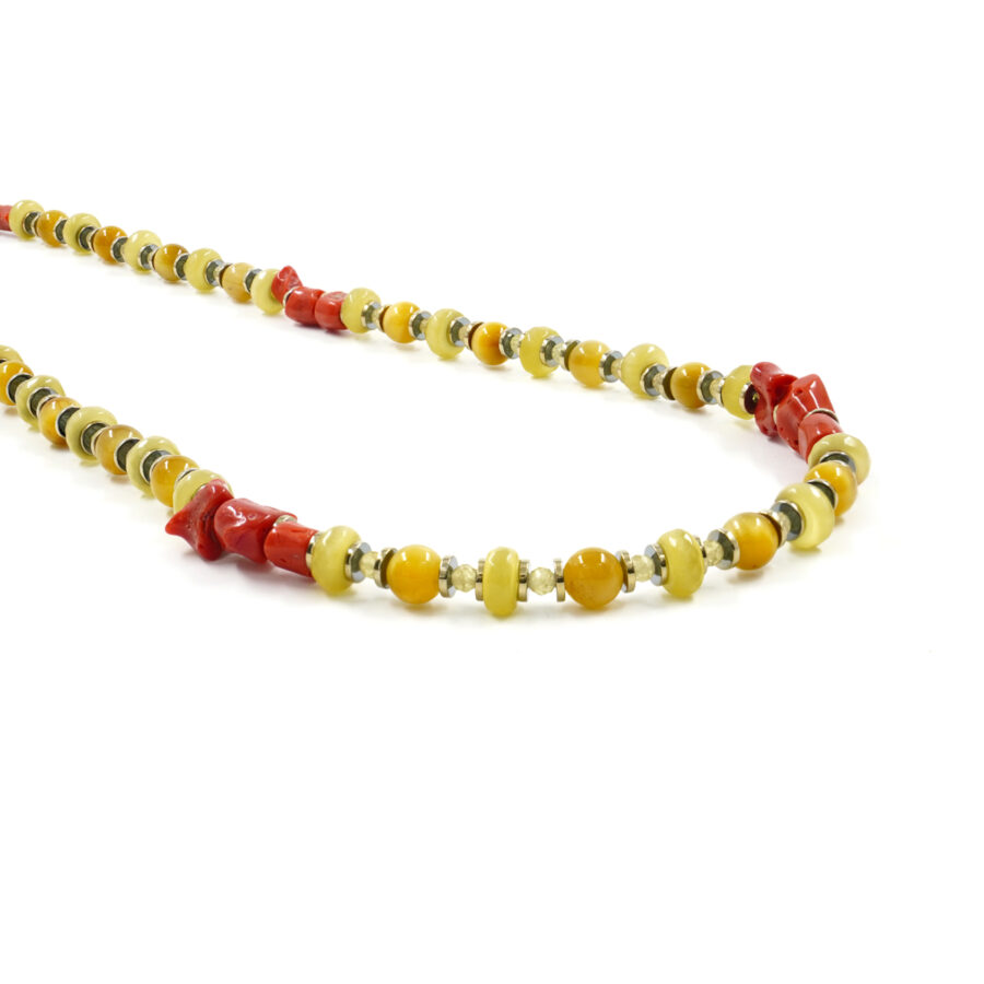 Collana con occhio di tigre dorato, occhio di gatto, apatite, corallo, ematite, chiusura in argento 925 - Dorato