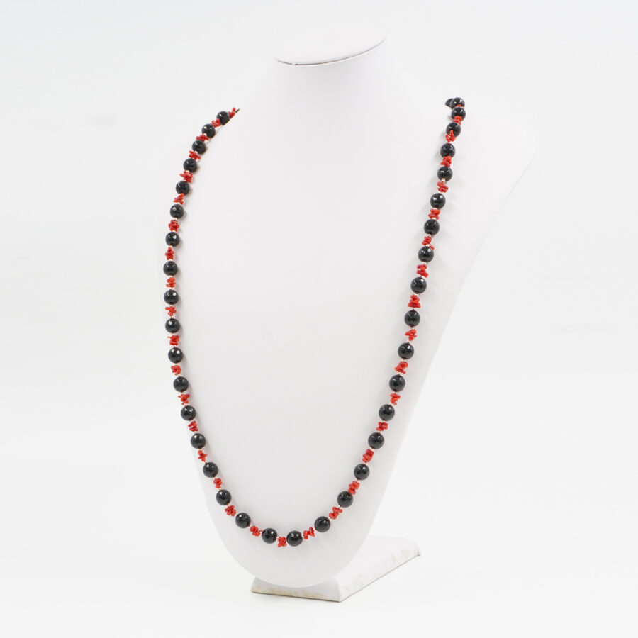 Collana con agata nera sfaccettata, corallo, ematite, chiusura in argento 925 – Rosato - immagine 2