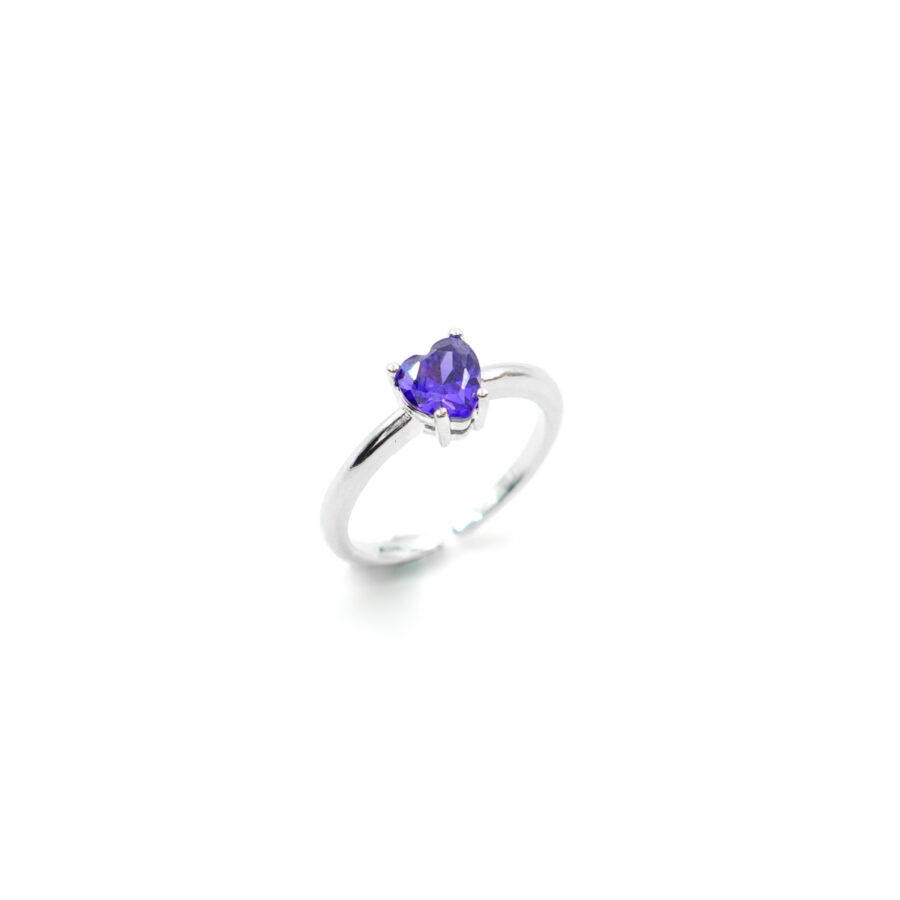 Anello solitario con zircone cuore viola