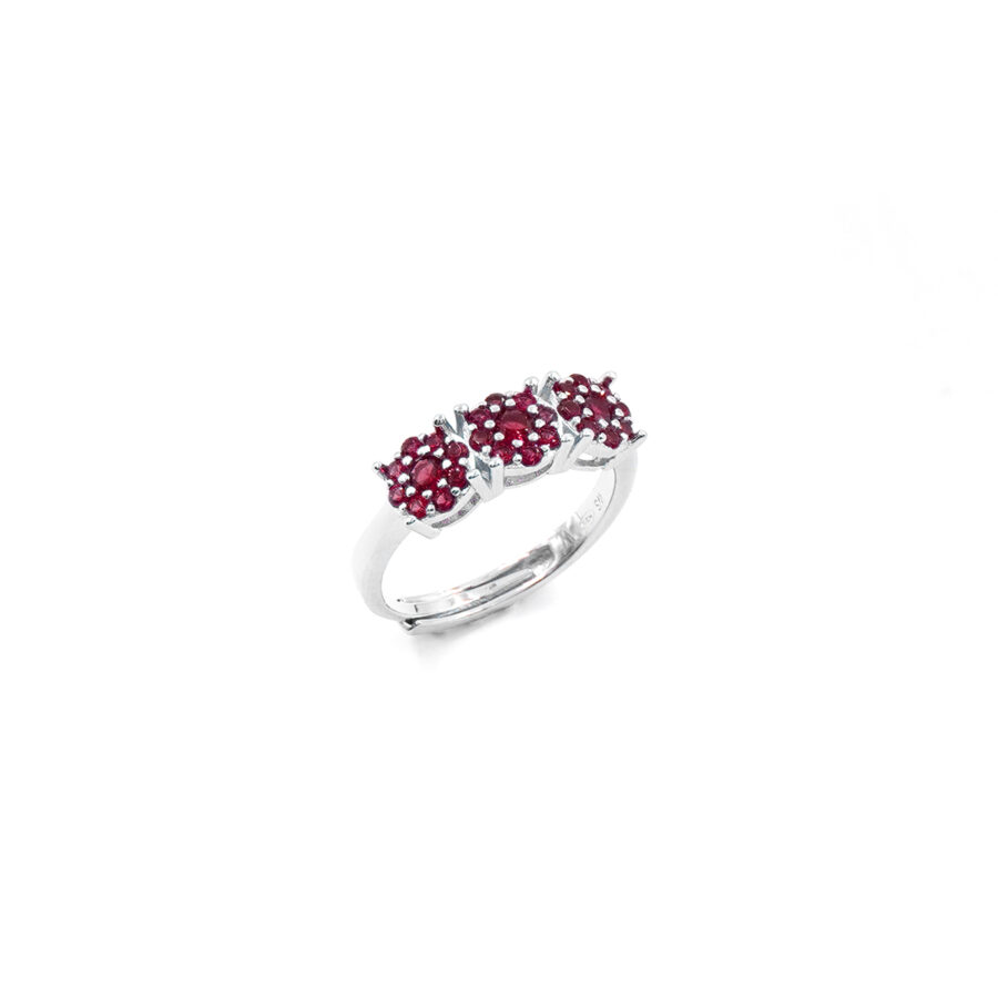 Anello Trilogy in argento 925 con zirconi rossi – Rodiato
