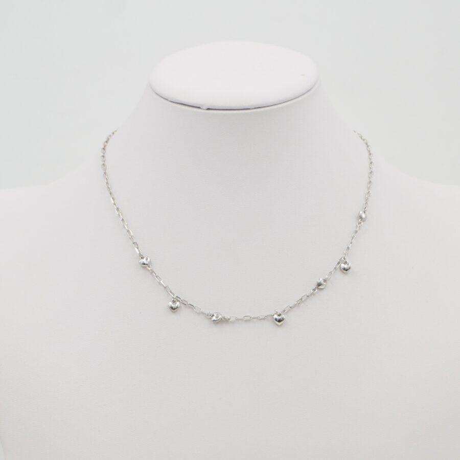 Collana con catena graffetta in argento 925 con cuori – Rodiato