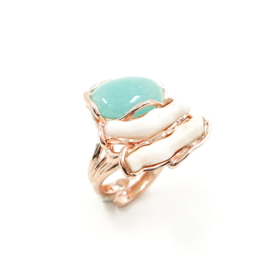 Anello in argento 925 con corallo bianco, amazzonite – Rose' - immagine 2