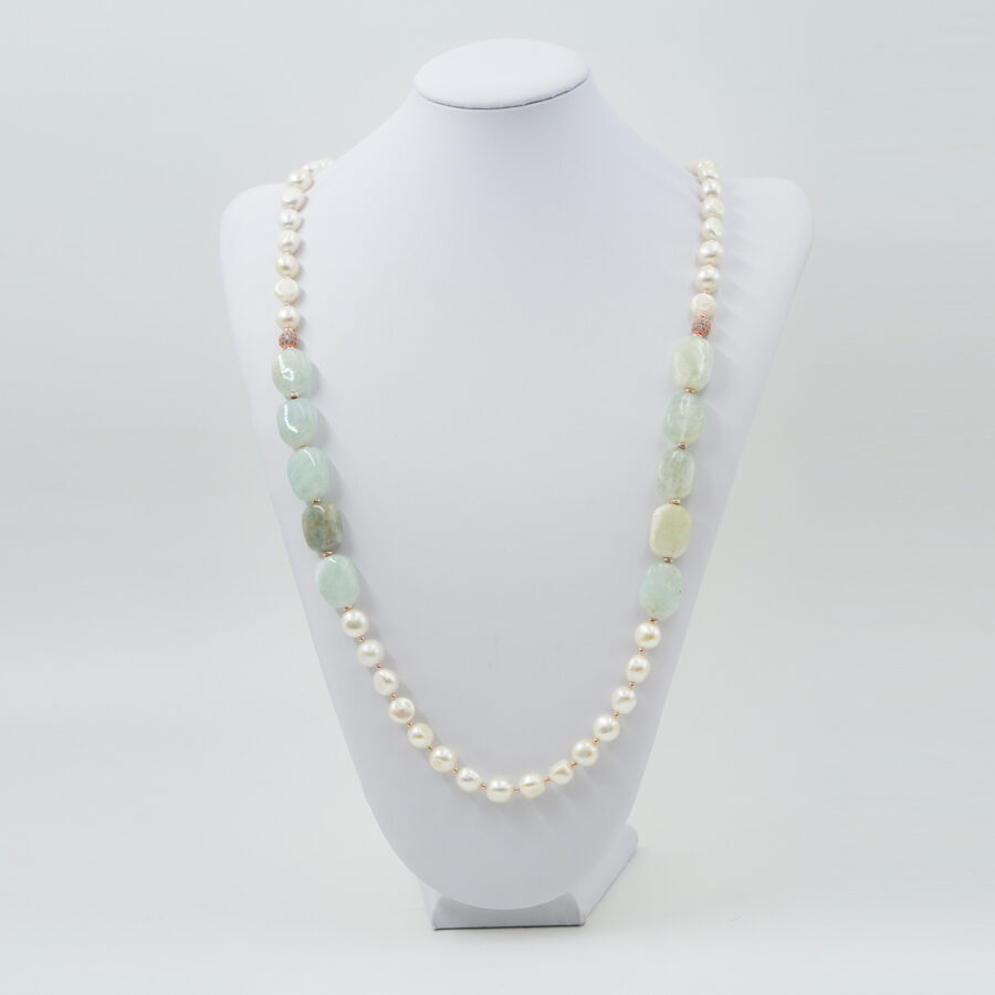 Collana con perla, acquamarina milk verde, elemento in ottone con zirconi, chiusura in argento – Rosè - immagine 2