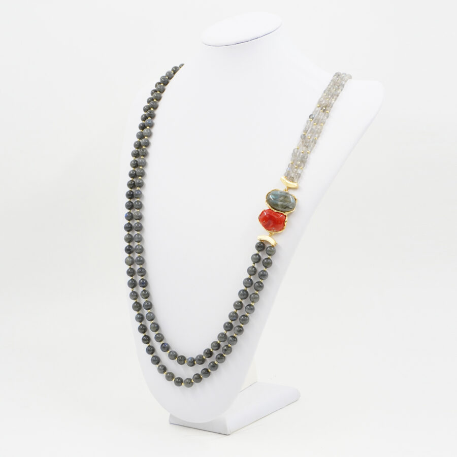 Collana Multifilo con labradorite, centrale con corallo e labradorite e chiusura in argento – Dorato