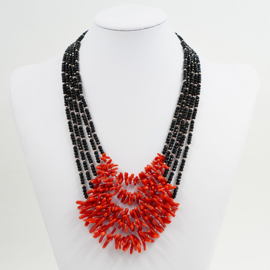 Collana Multifilo con spinello nero, corallo, chiusura in argento – Rosè - immagine 2