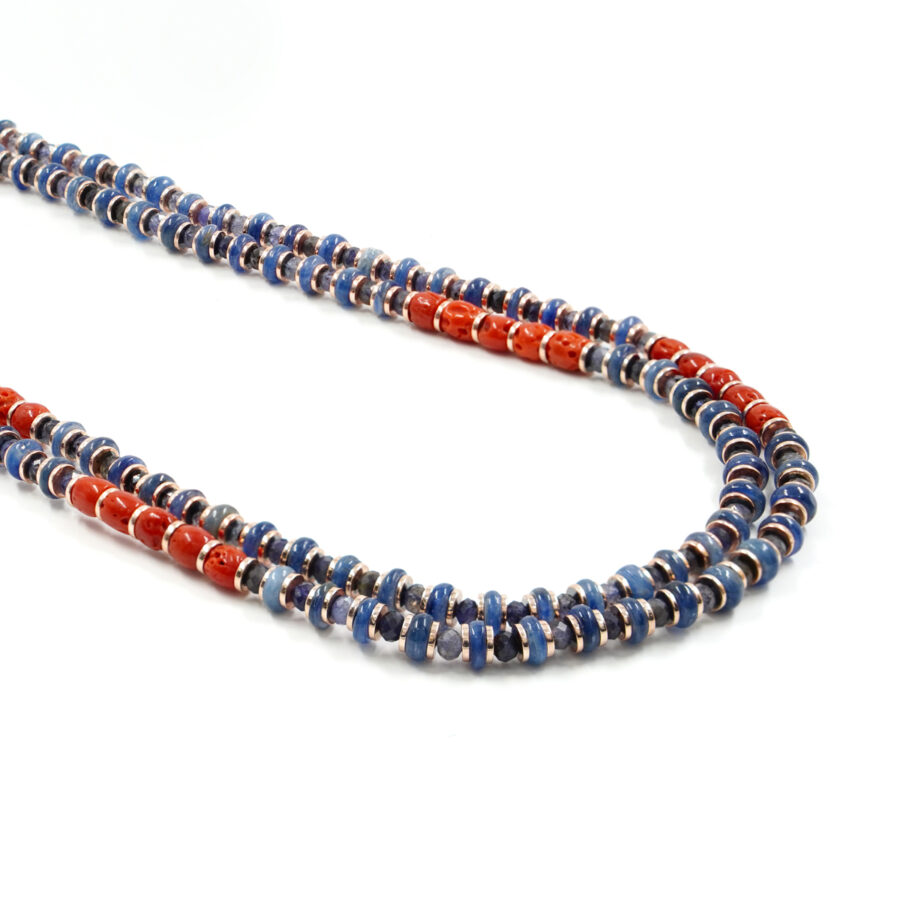 Collana Multifilo con cianite, iolite, ematite, corallo, chiusura in argento – Rosè