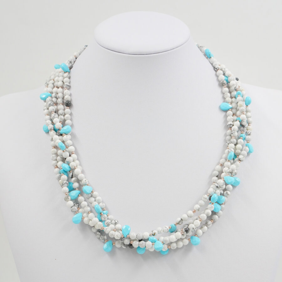 Collana Multifilo con howlite, pasta di turchese, chiusura in argento – Rosè - immagine 2