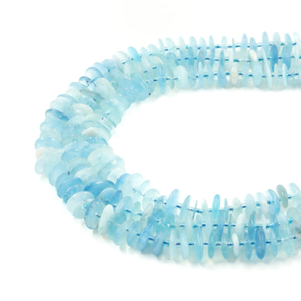 Acquamarina fili chips circa ~16x12mm