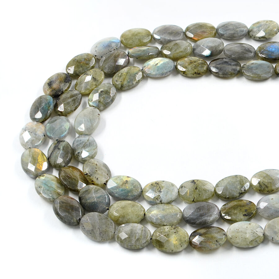 Labradorite fili ovali piatti sfaccettati 18x13mm