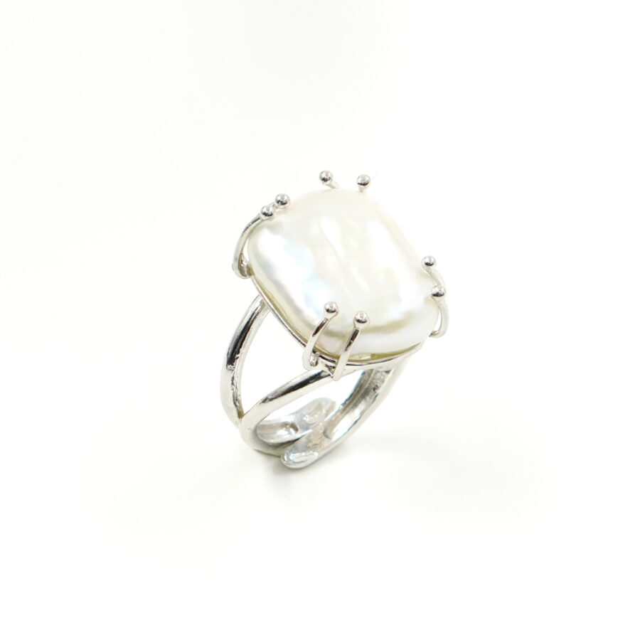Anello in argento con perla rettangolare – Rodiato
