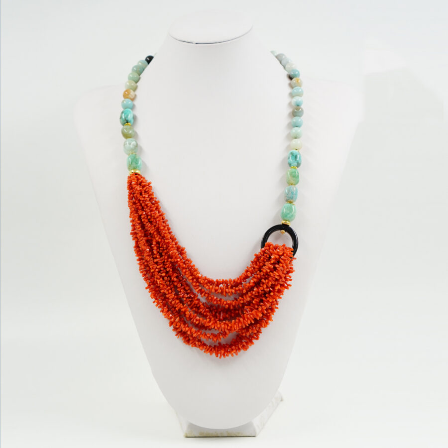 Collana Multifilo con amazzonite, corallo mediterraneo arancio, chiusura in argento – Dorato