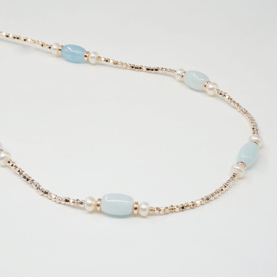 Collana con ematite rosè, acquamarina, perla, chiusura in argento – Rosè