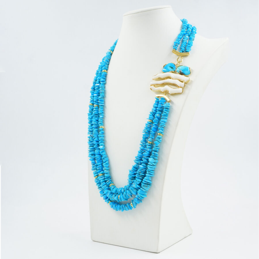 Collana Multifilo con chips di Turchese Naturale, chiusura in argento montata con corallo bianco e turchese – Dorato - immagine 2