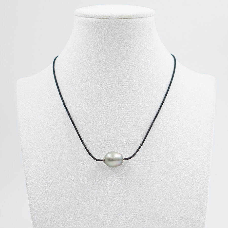 Collana laccio con perla Tahiti e chiusura in argento – Rodiato