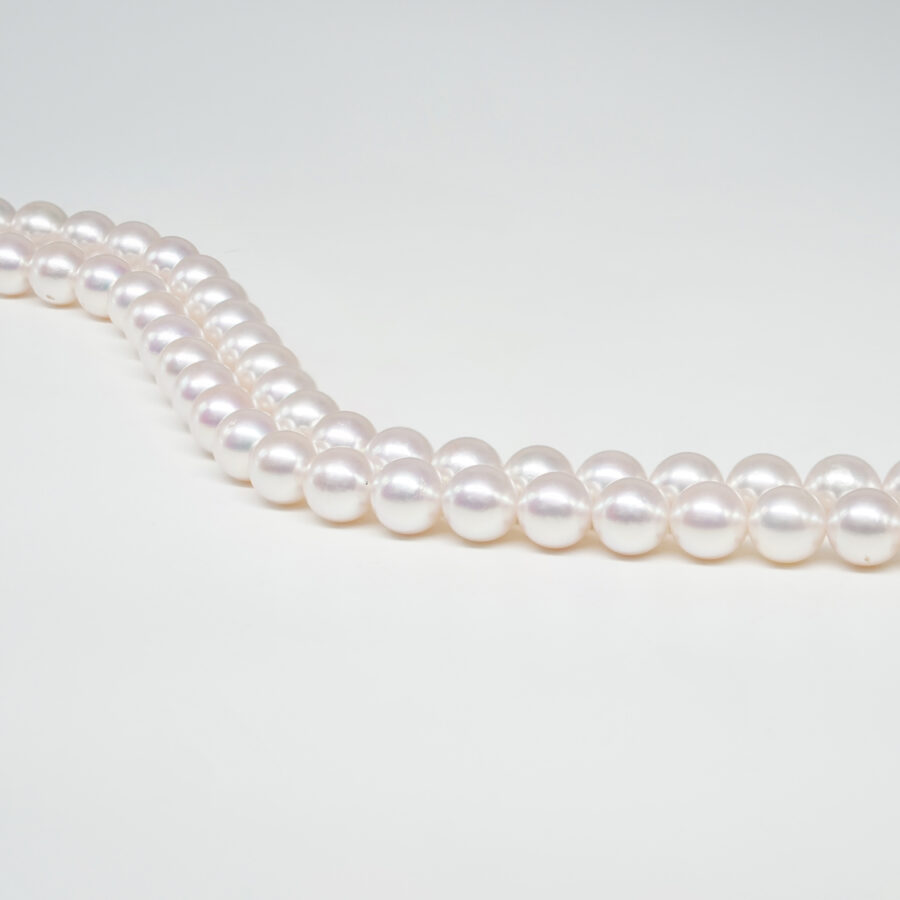 Fili di Perle Akoya Giapponesi tondi misura 9-9½mm