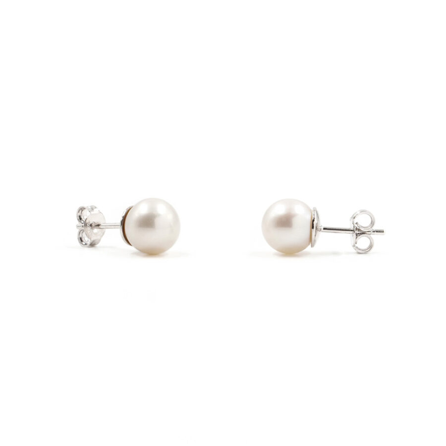 Orecchini Marchio Sumiko con perla d'acqua dolce 8mm con paletto in argento Rodiato