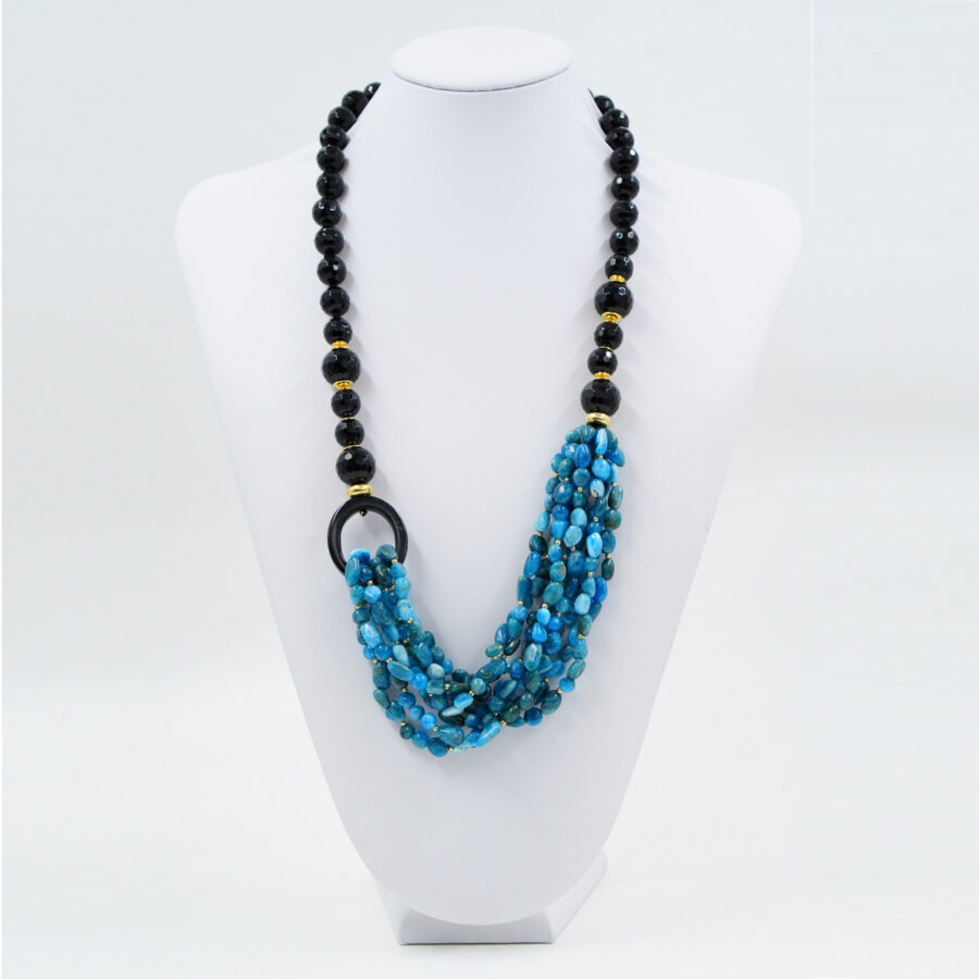 Collana Multifilo con agata nera, apatite, chiusura in argento – Dorato