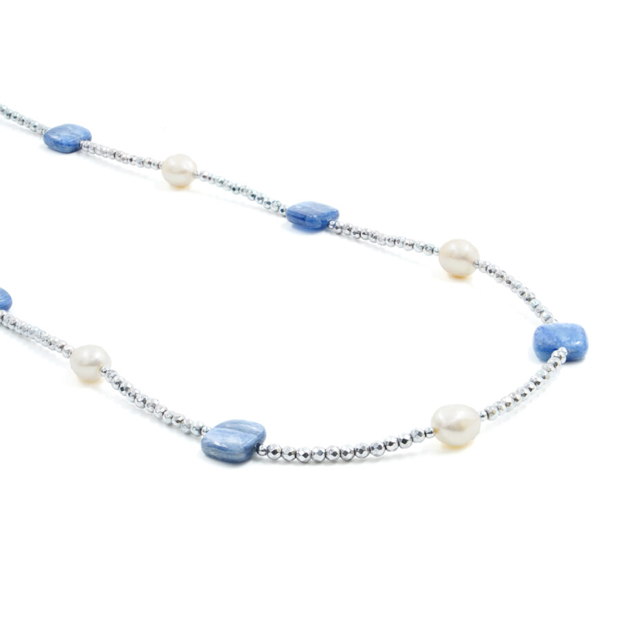 Collana con ematite, cianite, perla, chiusura in argento – Rodiato