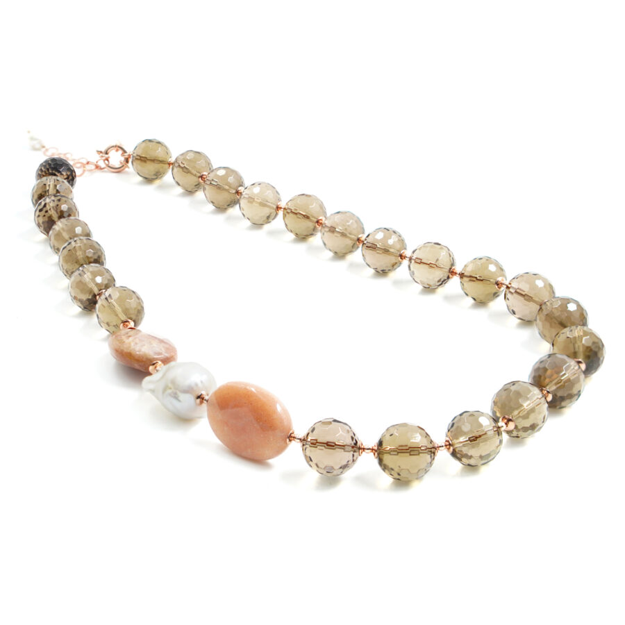 Collana con quarzo fumè, pietra del sole, perla, ematite, chiusura in argento – Rose' - immagine 2