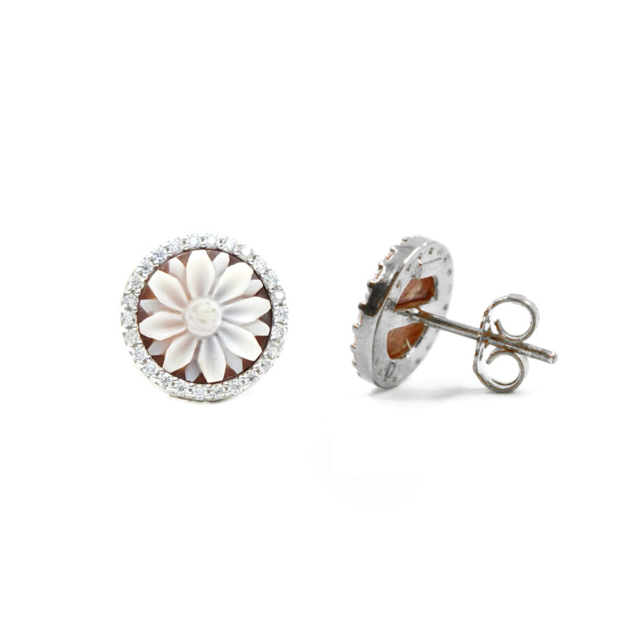 Orecchini in Argento cammeo tondo 12mm con fiore e zirconi bianchi – Rodiato - immagine 2