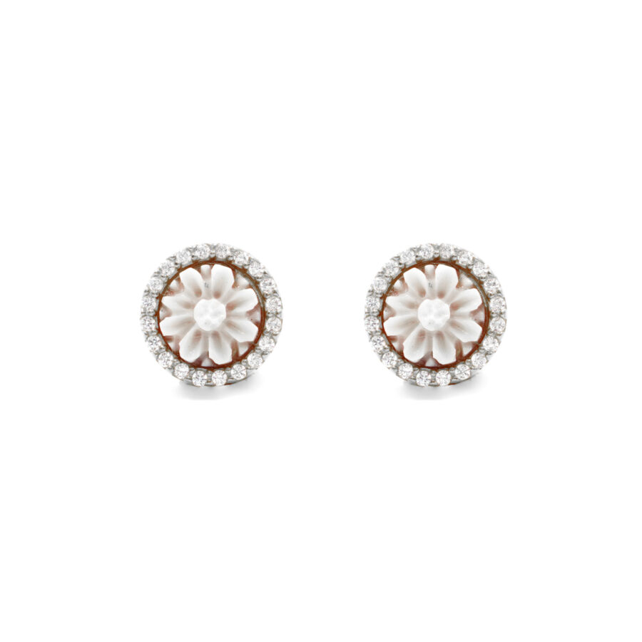 Orecchini in Argento cammeo tondo 8mm con fiore e zirconi bianchi – Rodiato