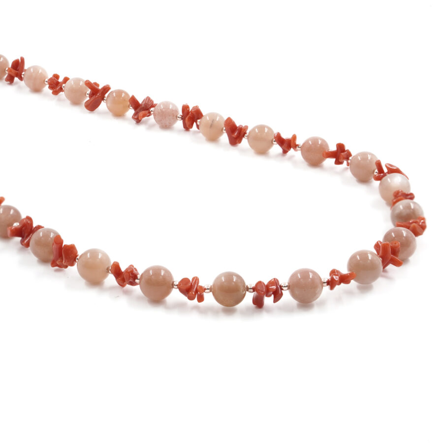 Collana con pietra di Luna rosa, corallo, chiusura in argento – Rose'