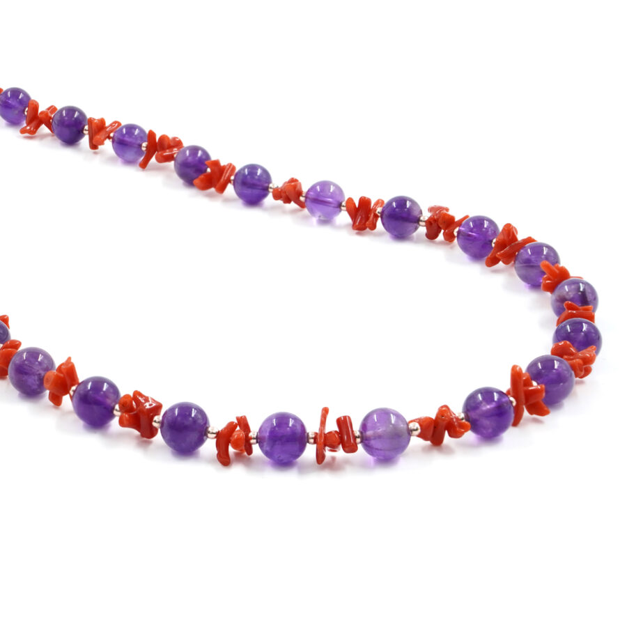 Collana con pietra di ametista, corallo, chiusura in argento – Rose'