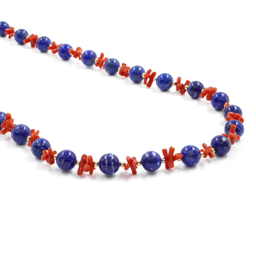 Collana con pietra di lapis, corallo, chiusura in argento – Dorato