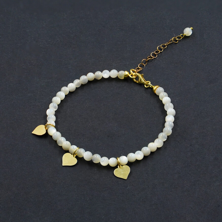Bracciale con madreperla, ematite e con elementi e chiusura in argento – Dorato