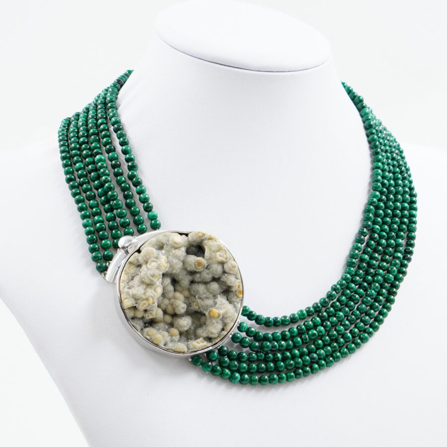 Collana Multifilo con malachite e chiusura con agata druse montata in argento