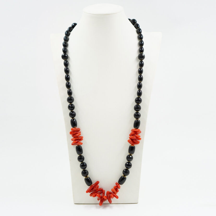 Collana con agata nera, corallo, ematite, chiusura in argento – Dorato - immagine 2