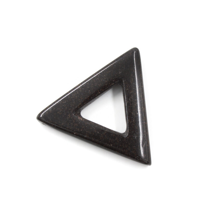 Agata Nera Cornice triangolare 30mm – Foro Passante