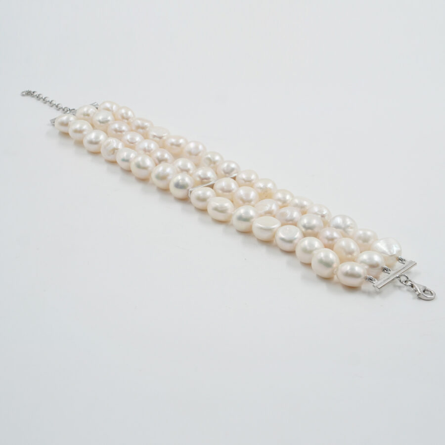 Bracciale Multifilo con perle barocche, chiusura in argento – Rodiato