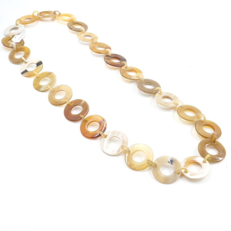 Collana di corno con elementi tondi beige - immagine 2