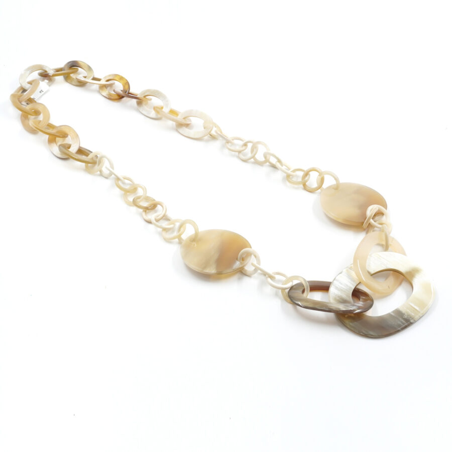 Collana di corno con elementi tondi e ovali beige - immagine 2