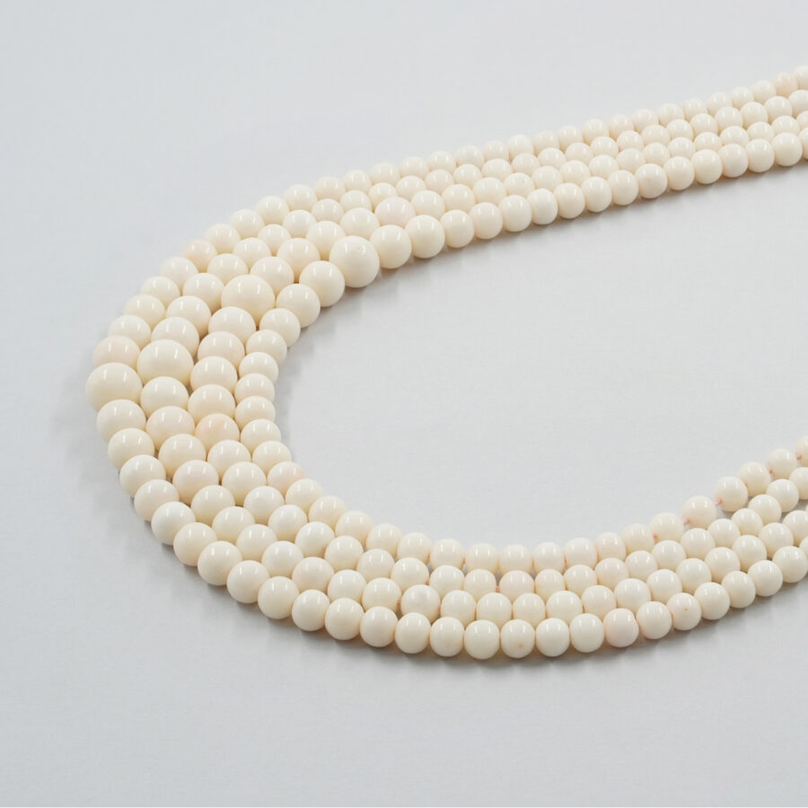Corallo Bianco fili bottoni gradazione da 4mm a 10mm