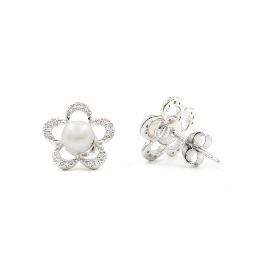 Orecchini in argento forma fiore con perle e zirconi – Rodiato