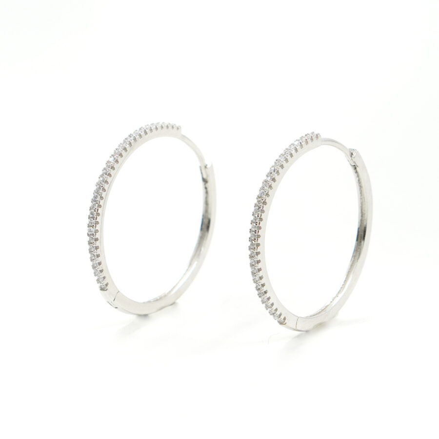Orecchini in argento con zirconi a baionetta 30mm – Rodiato