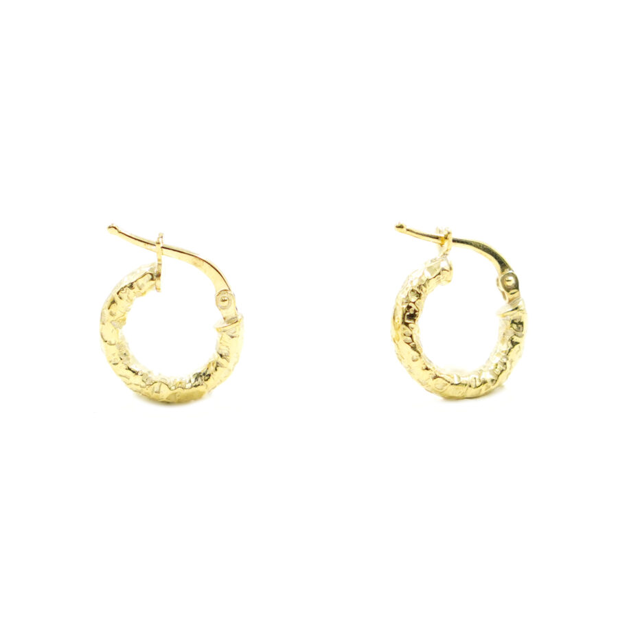 Orecchini cerchio martellato in argento a baionetta 14mm – Dorato