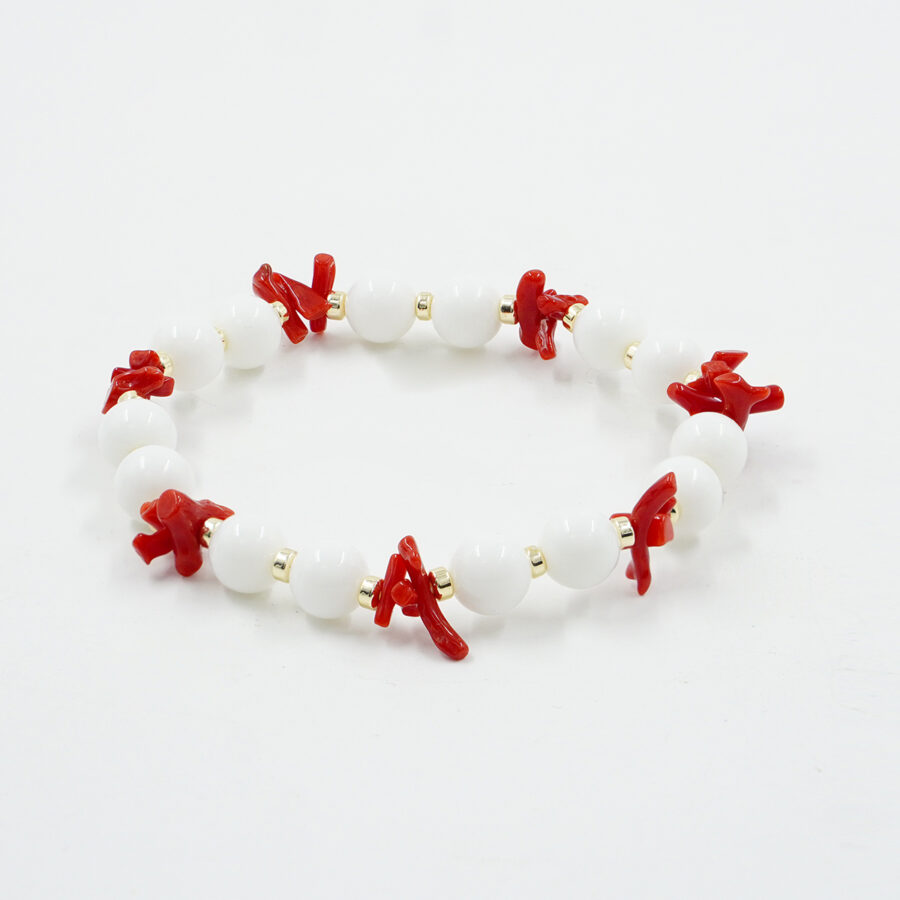 Bracciale Elastico con agata bianca, corallo rosso scuro, ematite