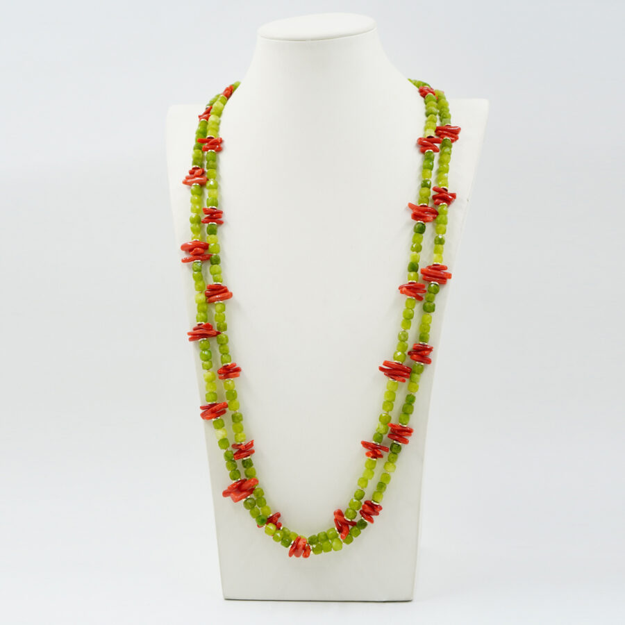 Collana Multifilo con giada canadese, corallo, ematite, chiusura in argento - Dorato