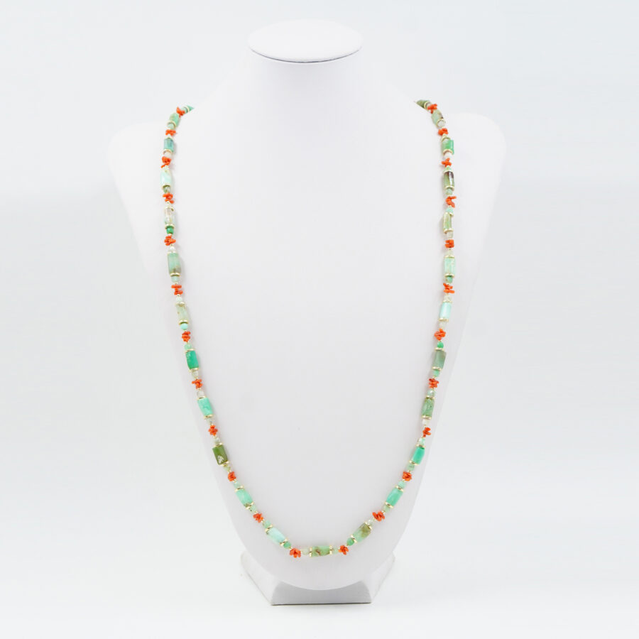 Collana con crisoprasio, corallo,ematite, chiusura in argento – Dorato - immagine 2