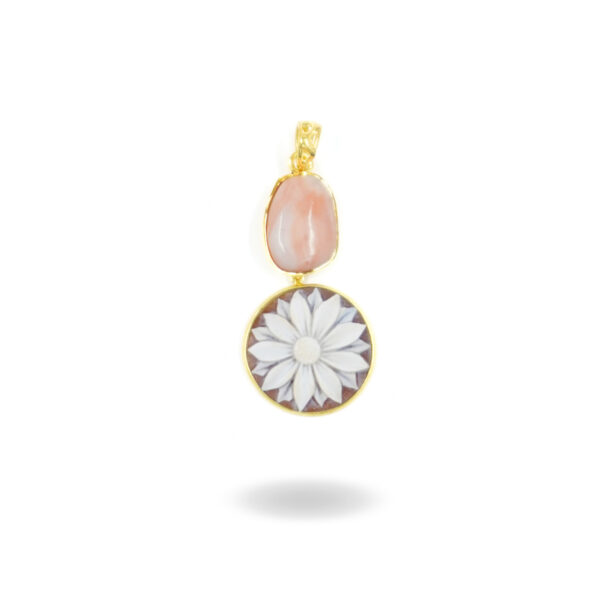Pendente in argento con corallo, cammeo con inciso fiore – Dorato