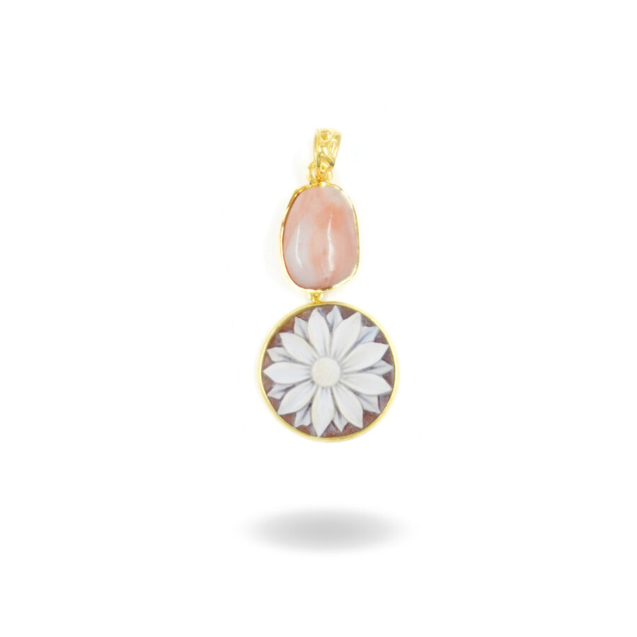 Pendente in argento con corallo, cammeo con inciso fiore – Dorato