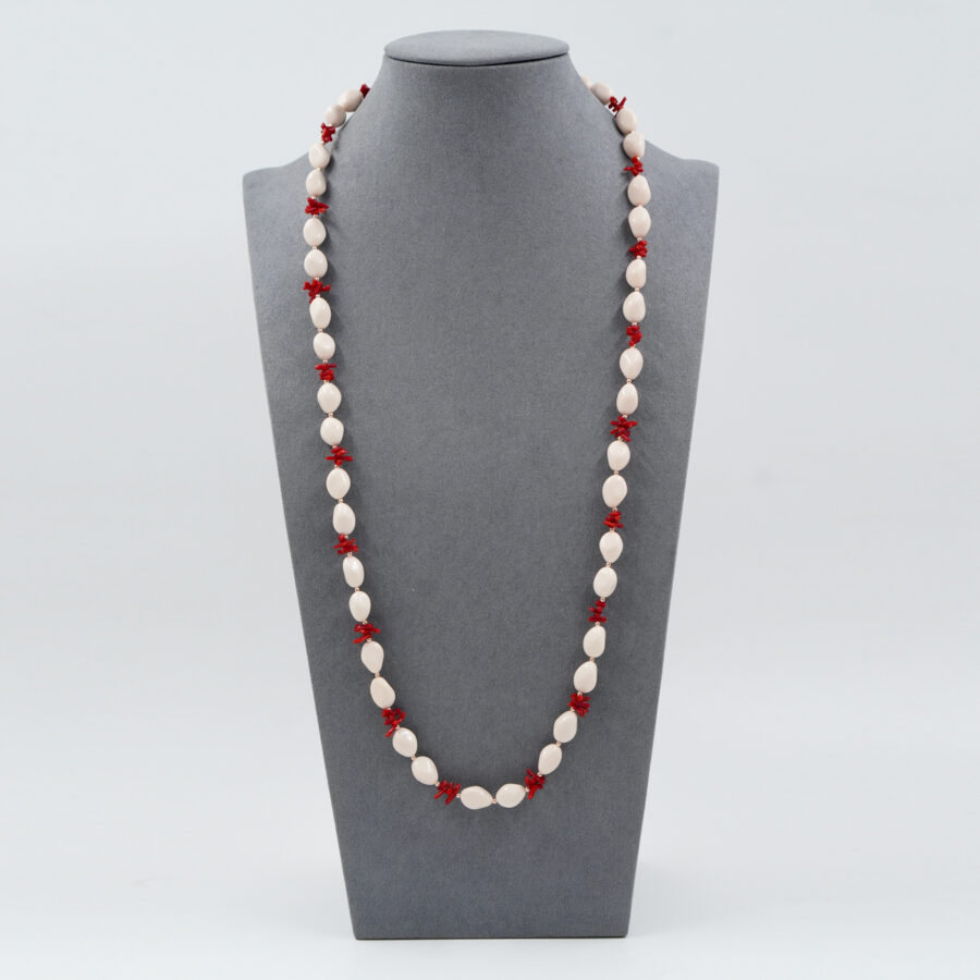 Collana con pasta di corallo rosa, corallo rosso, ematite, chiusura in argento – Rosè - immagine 2