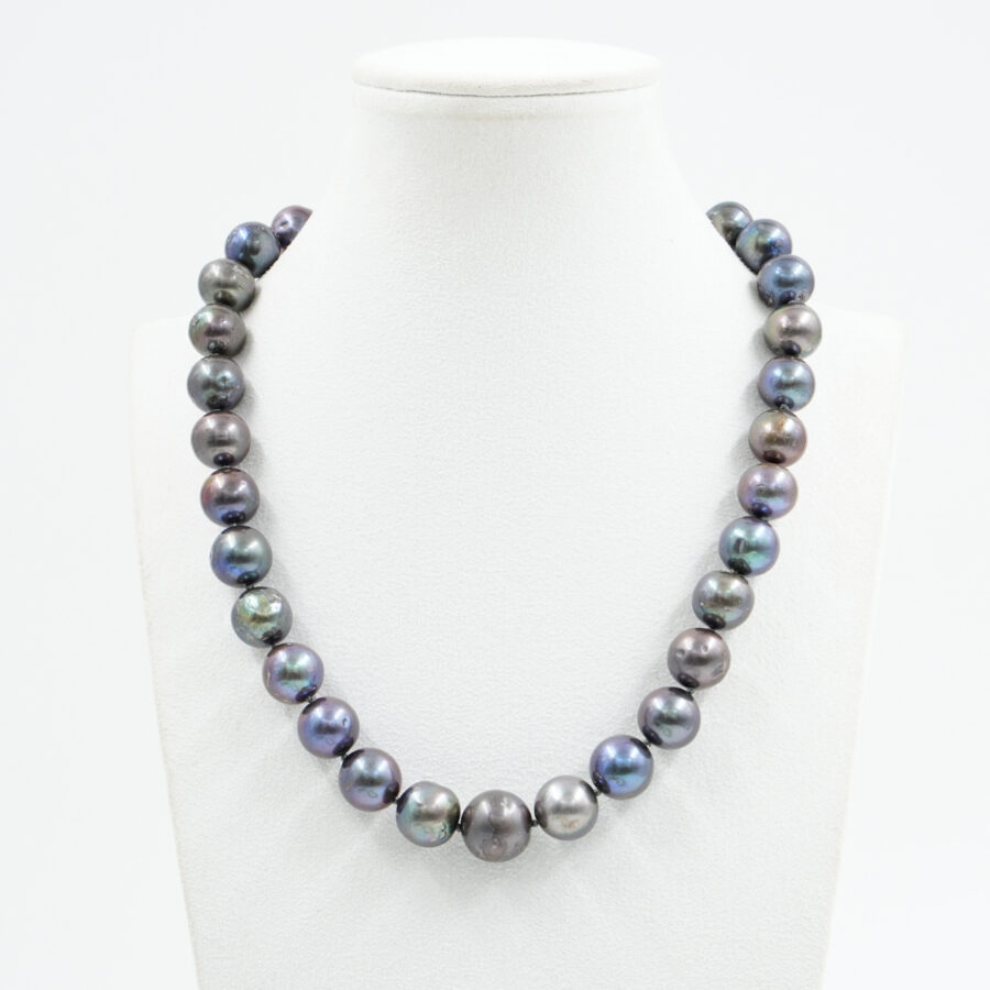 Collana con Edison nere, chiusura in argento – Rodiato