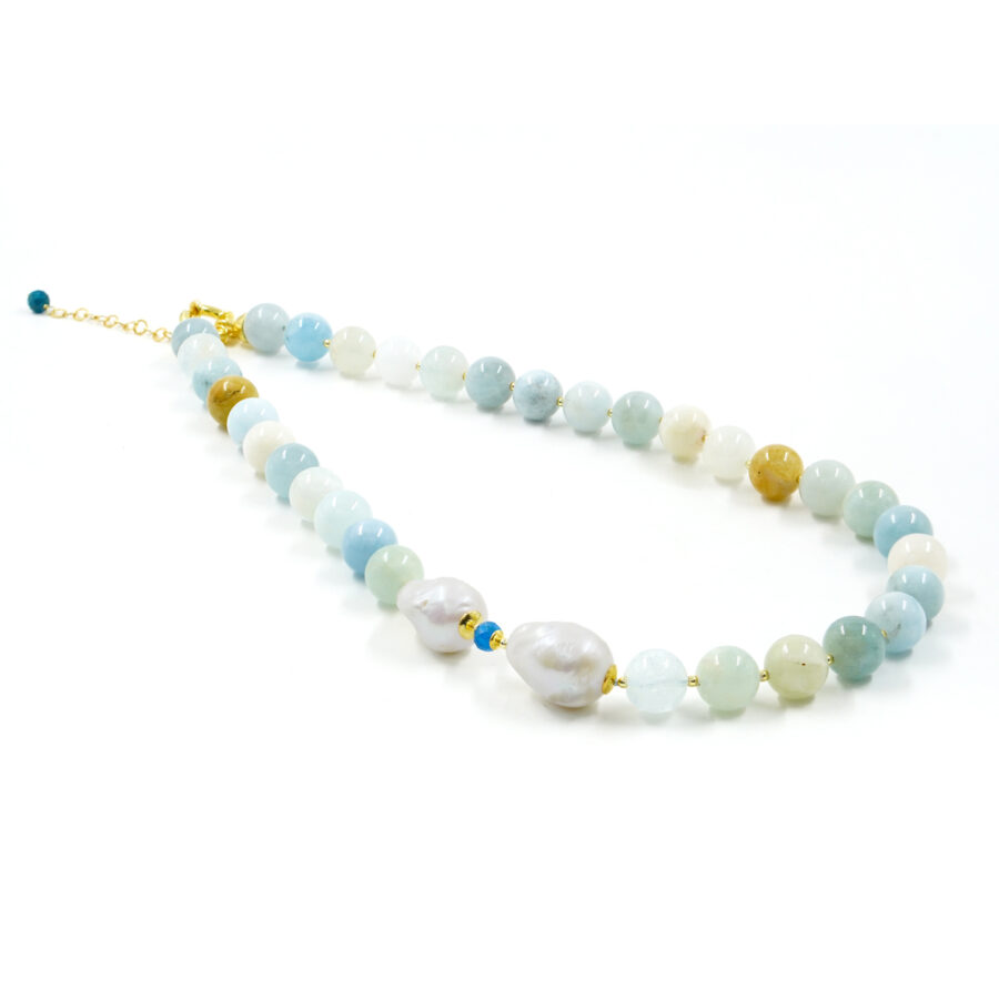 Collana con acquamarina, perla barocca, ematite, chiusura in argento - Dorato