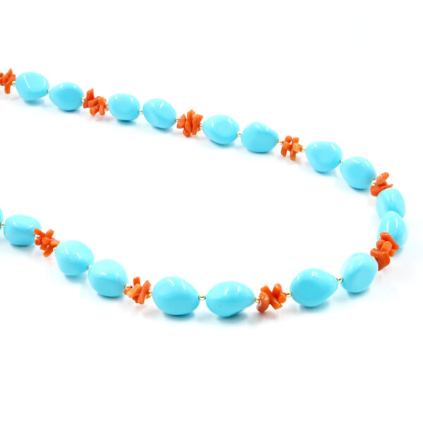 Collana in pasta di turchese, corallo, chiusura in argento dorato - COL2509