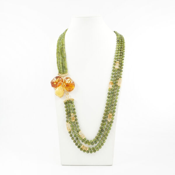 Collana in giada, ambra, chiusura argento dorato - COL1780